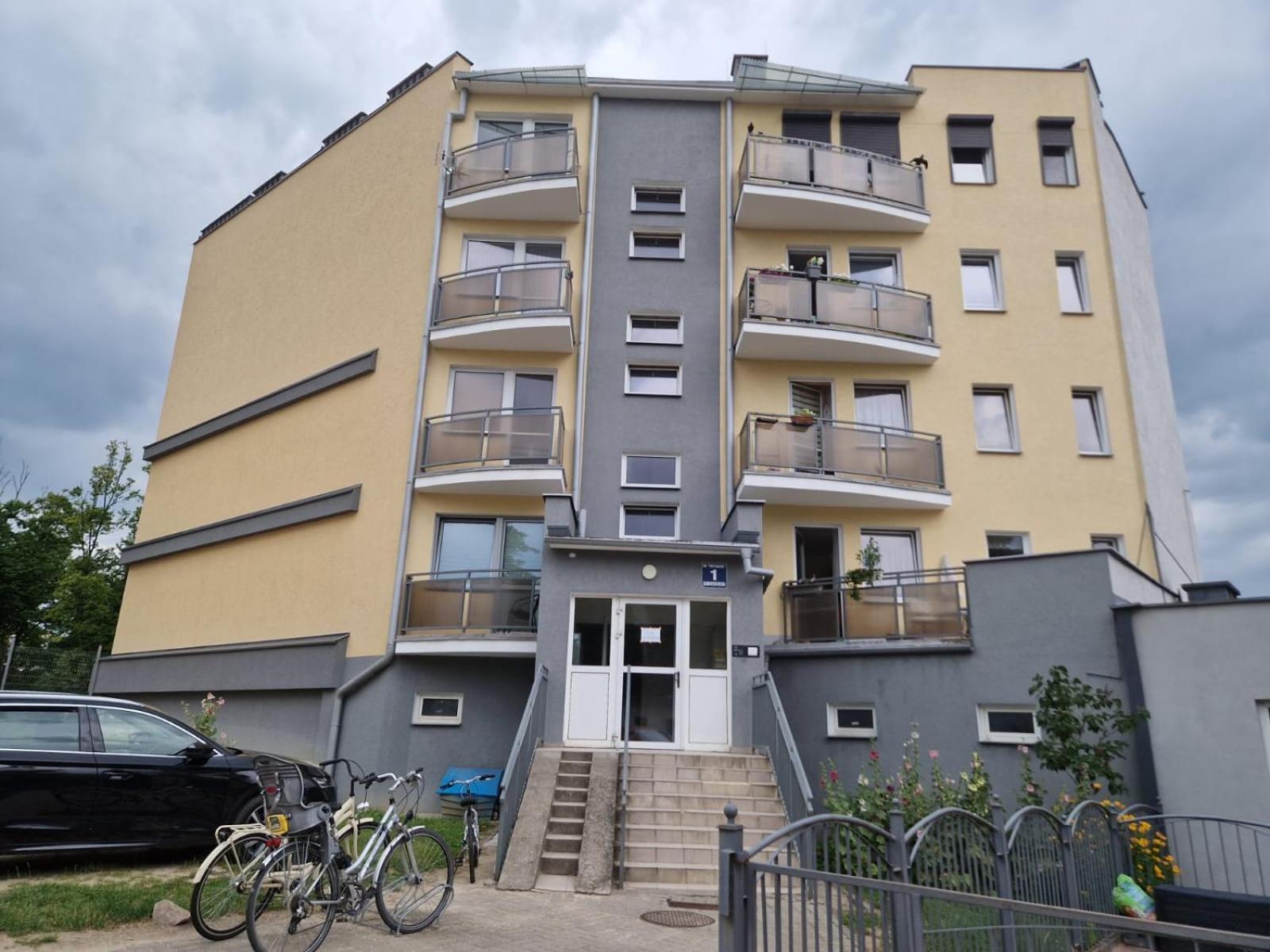 W Centrum Ilawy Przy Jeziorze Jeziorak Apartment *